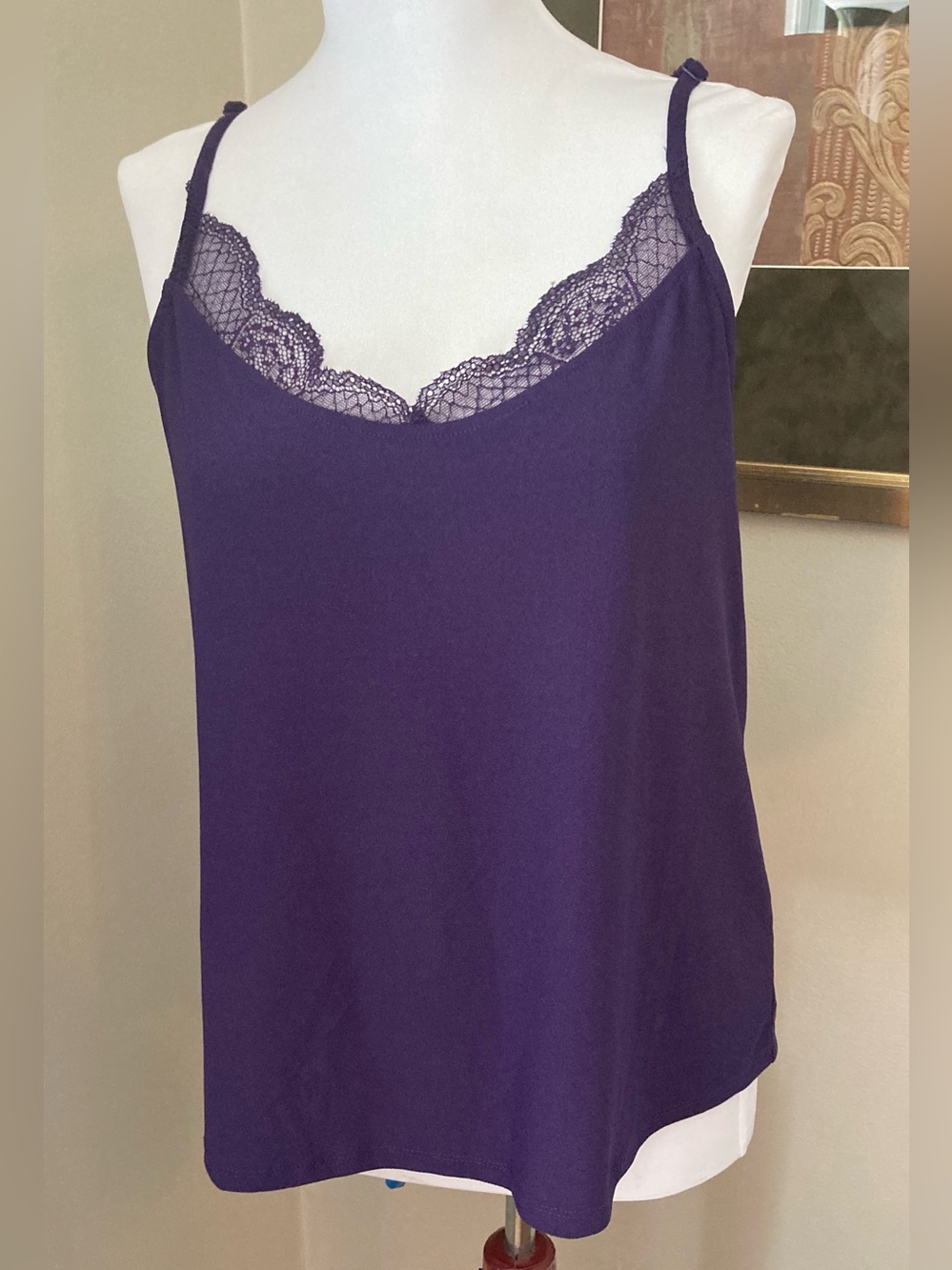 NWT Maurices Royal Purple Lace-Trim Camisole Sz Med Soft Flowy
Layering